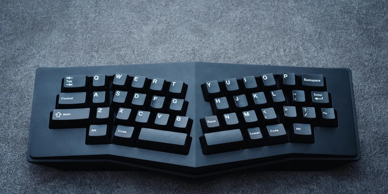 Best Ergonomic Keyboards (2026): Split, Contoured, and Wave Picks That Actually Help