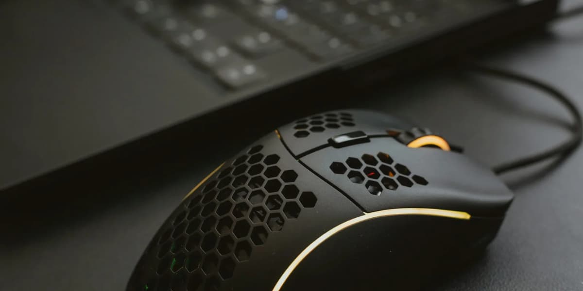 Logitech G Pro X Superlight 2 vs Razer DeathAdder V3 Pro: Which Wireless Gaming Mouse Wins?