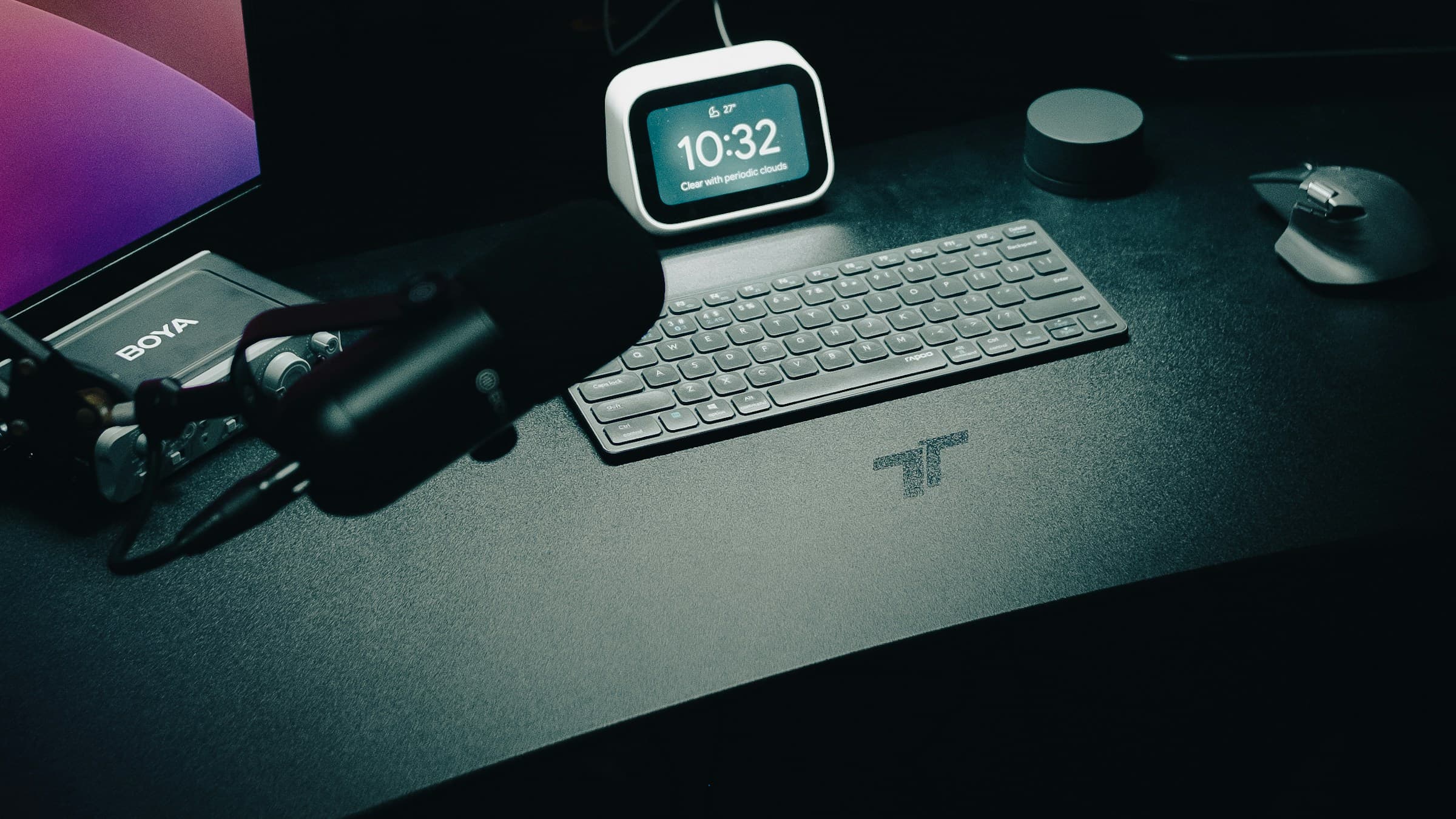 Uplift V2 vs Branch Standing Desk: Which Desk Should You Buy?